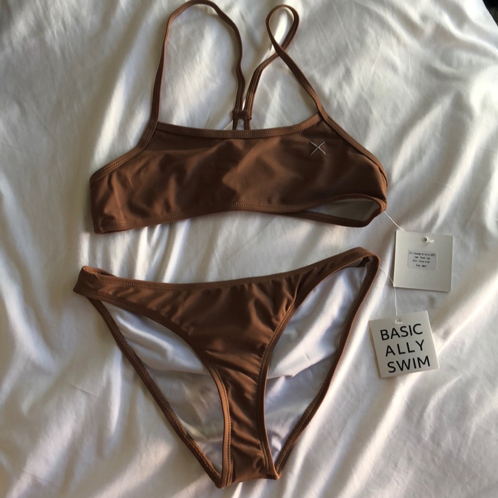 BoutineLA basics bikini